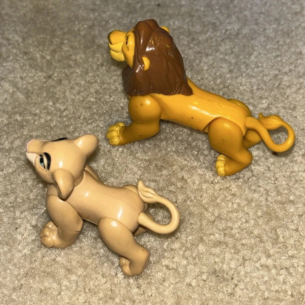 2 Lion King Burger King Toys 1994 Nalia and Simba